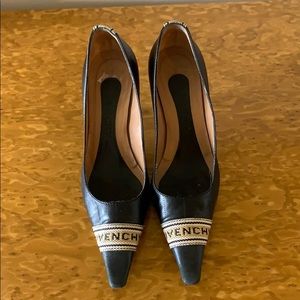 Givenchy medium heel, gently worn